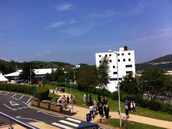 CarysRhiannon7's tweet photo. Buzz on campus for this afternoons graduates #USW #classof2013 @USWSU @UniSouthWales http://t.co/oHGaXxxmYP