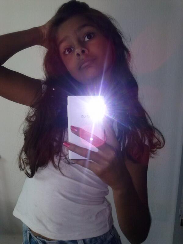 jenifervic1's tweet photo. o que acham da nova foto de perfil??? ♥ http://t.co/VgV8TwHBkq