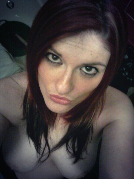 Wake up... http://t.co/zQ0jcs0F3b<a href="/tag/kisses"class="tags"><span>#kisses</span></a><a href="/tag/shareit"class="tags"><span>#shareit</span></a><a href="/tag/goodevening"class="tags"><span>#goodevening</span></a>