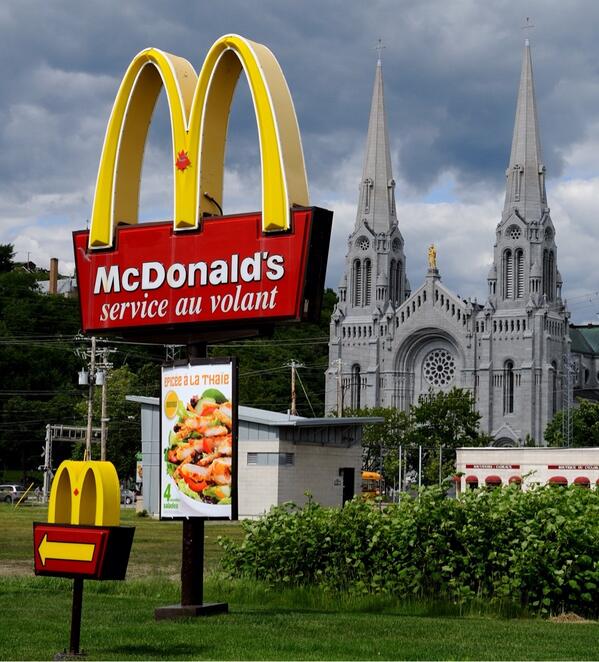 McDonaldsMex's tweet photo. En algún lugar del mundo. http://t.co/fokZnbmV3D