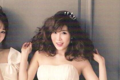 Rex_Diamond's tweet image. [RexDiamond with STAR]

5월의 신부, 다비치 이해리!
웨딩드레스를 입고 티아라를 하다.
다이아몬드 티아라가 눈이 부셔요~