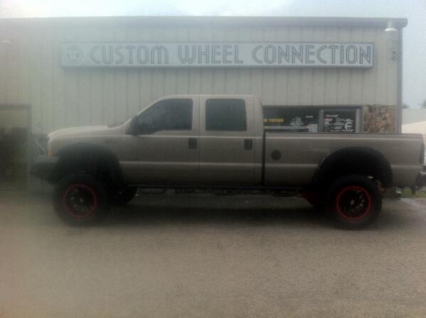 BigBossManAndy's tweet photo. Ford f250 http://t.co/cfvViRLa7Q