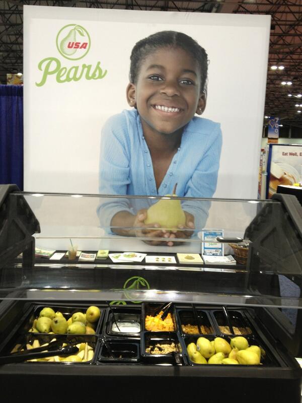 USApears's tweet photo. We're showing school lunch personnel so many great ways to serve pears at #ANC13 booth 1211! #schoolnutrition #pears http://t.co/CjJ4DKvjT4
