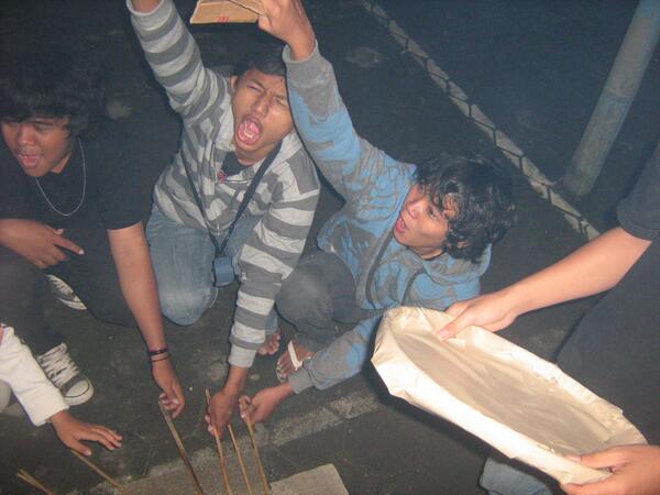 CIVIL2009_UII's tweet photo. santai dong, santai . . . . http://t.co/bi7dccBRW3