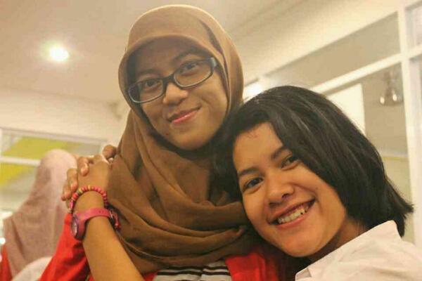 ELSOLFO's tweet photo. @Fthmhzhr @hennyrusniawaty http://t.co/ROInEH1qhz
