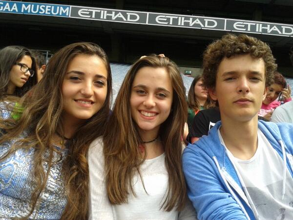 LolaKrusty's tweet photo. "@Inmaa_Miralles: Hoy en el Stadiuuum @LolaKrusty #Paul http://t.co/3jDHTpigG4"