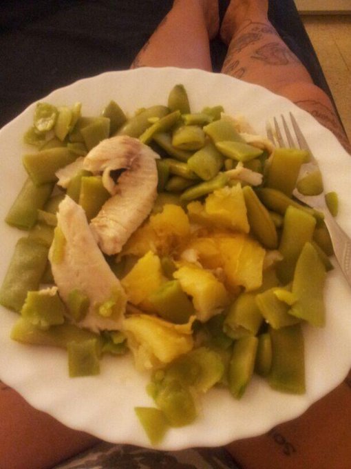 Ha cenar y a descansar y ma&ntilde;ana mas gym yeaah! :-) http://t.co/yXI5Wkg14H<a href="/tag/fan"class="tags"><span>#fan</span></a>