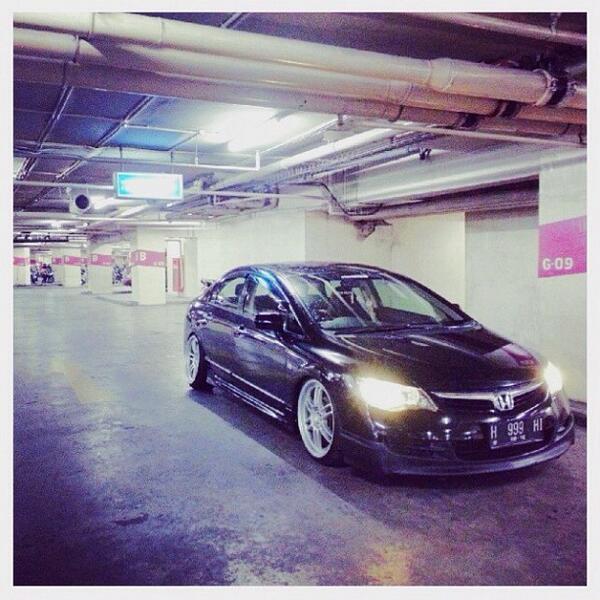 #hawknpoke via @nobility_autoclub's instagram. bit.ly/RwDopZ #civic #fd1 #hellaflush #stance #stancehe...