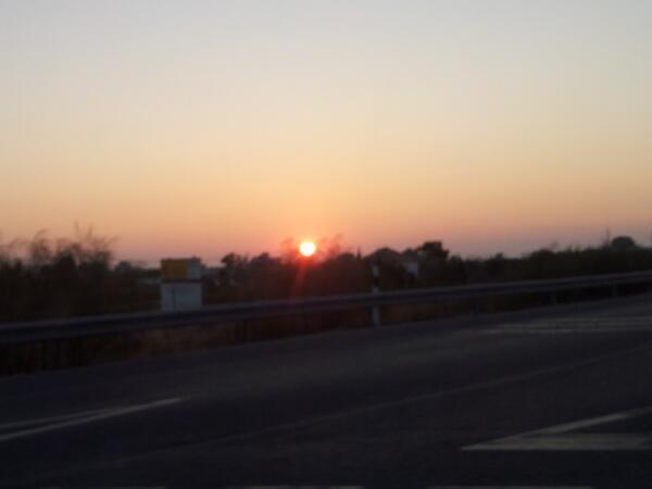 Colina_ma's tweet photo. Ultima noche gaditana. Habra que exprimirla... http://t.co/TQ7q92rsJs