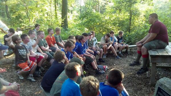 kilthiker's tweet photo. Troop 12 learns how to ... USE A POCKETKNIFE!!!!  Watch your blood circle everyone. http://t.co/Lwo3SRU705