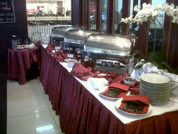 Buffet 85 nett/pax Rice,Phad Thai,Chic Wing,Beef Sosis,Chick Picatta,Vegetable,Fruit,Tajil, Coffee &amp; Tea.Come 2 Join