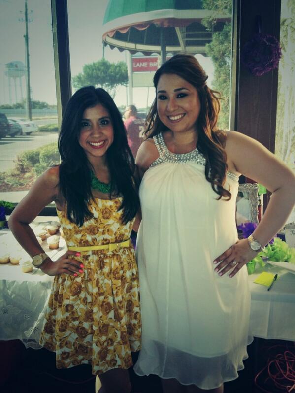 geri413's tweet photo. Missing my BFF @zenniam  can't wait for the wedding!!! ❤U http://t.co/fl3PP5DG2u