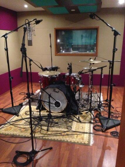 fatmanstudiosmx's tweet photo. @FrenzyMusic w/ @matiaspp_ http://t.co/KWSoTlFNGl