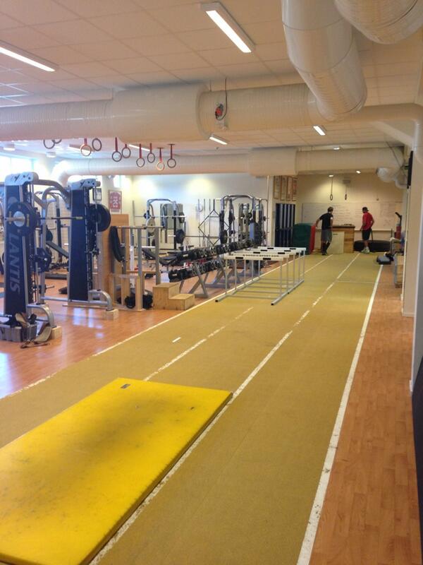 ErikKarlsson65's tweet photo. Back in business. Feels good. Really good!! http://t.co/B2qgAONiji