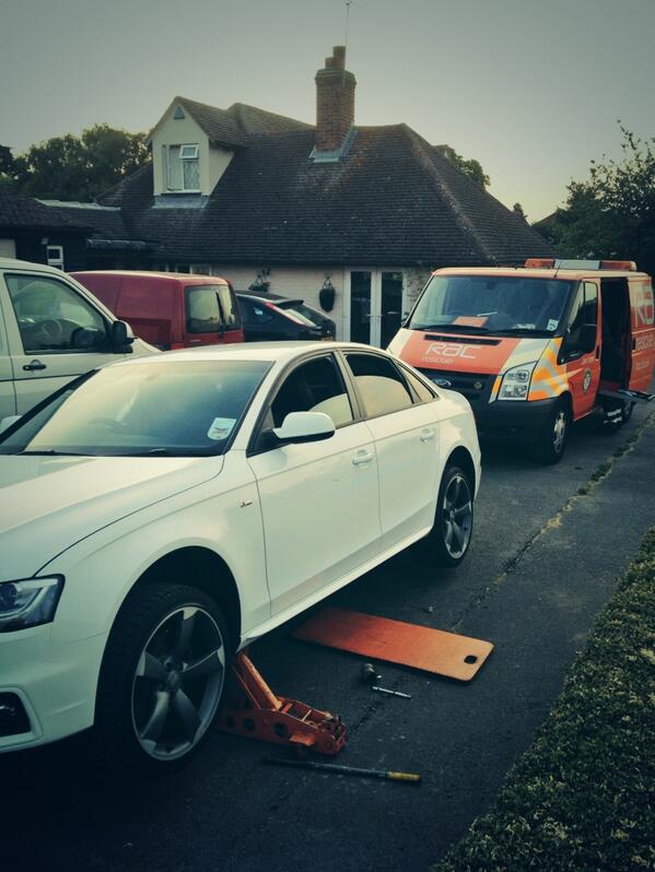 DelanoBateman's tweet photo. Not the ideal start for the new toy... http://t.co/b97ycaBEkQ