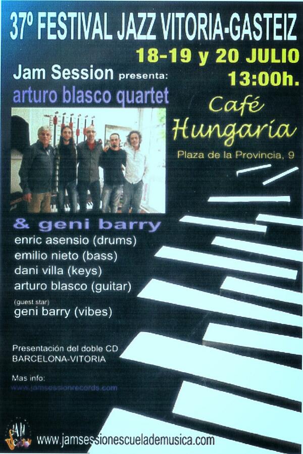cafehungaria's tweet photo. 1 dia para disfrutar de buen jazzzz!!!!! Nos vemos!!!! http://t.co/xhQaglrEMj