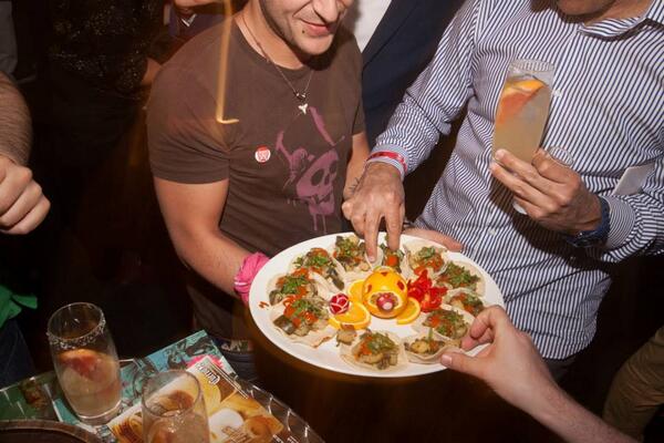 LondonMexFest's tweet photo. We're missing those tasty @wahaca tacos from #MexFest… we're hungry for more!! http://t.co/wzPihLXlUc