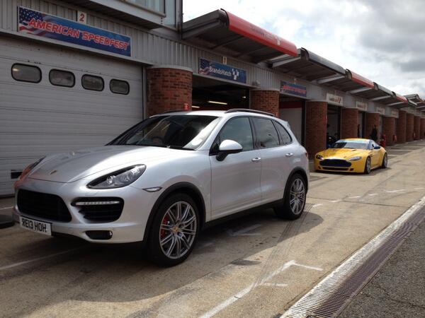 Nick_Stafford's tweet image. Porsche Cayenne on video @Brands_Hatch m.autocar.co.uk/car-video/vide…