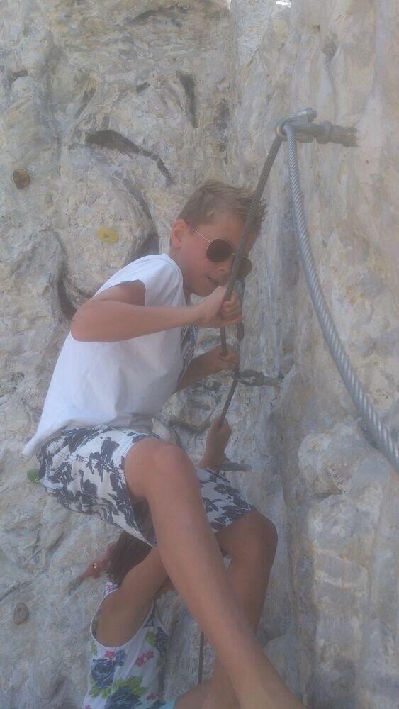 Tipwoerdo's tweet photo. Lekker klimmen http://t.co/ZkOxGsGEv9