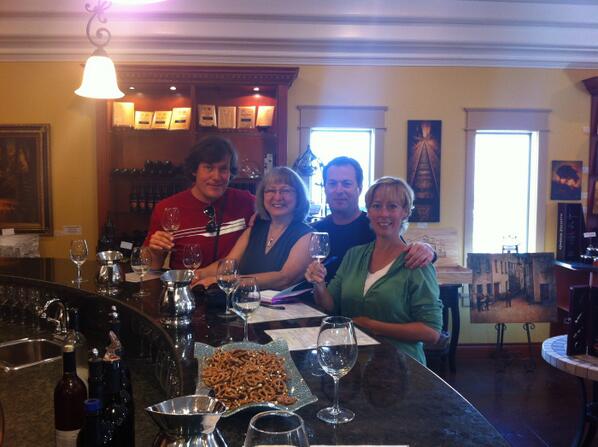 ChallengeLabels's tweet image. With the crew from @PellerEstates tasting @QuintaFerreira