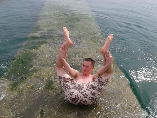 BeachGays's tweet photo. http://t.co/LYcbdd0R80