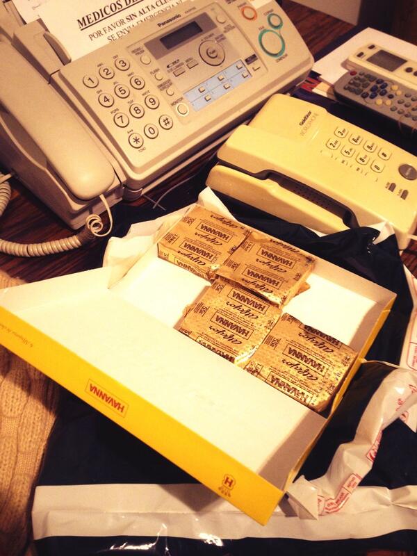 “<a href="/marygarri/">María Garrido</a>: Gracias Pepe!!! #Guardia ” buena ondaaaa asi se have una guardia.