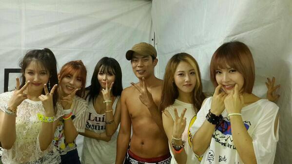 kim hyun ah tweet media