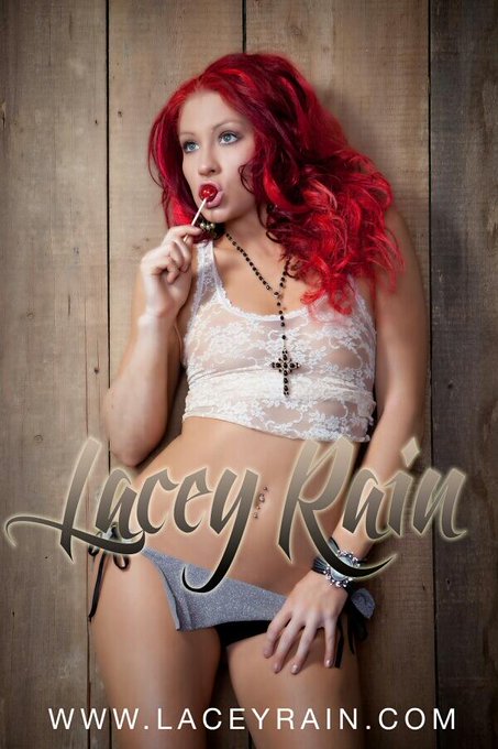 I'm also hot chick of the week! Here is a pic with something in my mouth ;-) #hcotw @rmlimodriver69 @ZenaBuddysgirl<a href="/tag/hcotw"class="tags"><span>#hcotw</span></a>