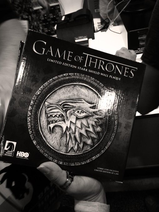 This is my 1st Comic-Con Exclusive piece I picked up. Winter is coming!!! http://t.co/wmB2qsgUyb<a href="/tag/sdcc2014"class="tags"><span>#sdcc2014</span></a>