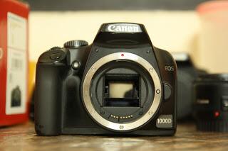 dcamerajogja's tweet photo. 1000d + 18-55IS + tas + memory cuma Rp 3.000.000 siapa mau??sms aja lgusng ke 085647731122..buruan :D http://t.co/HEpncTVpUf