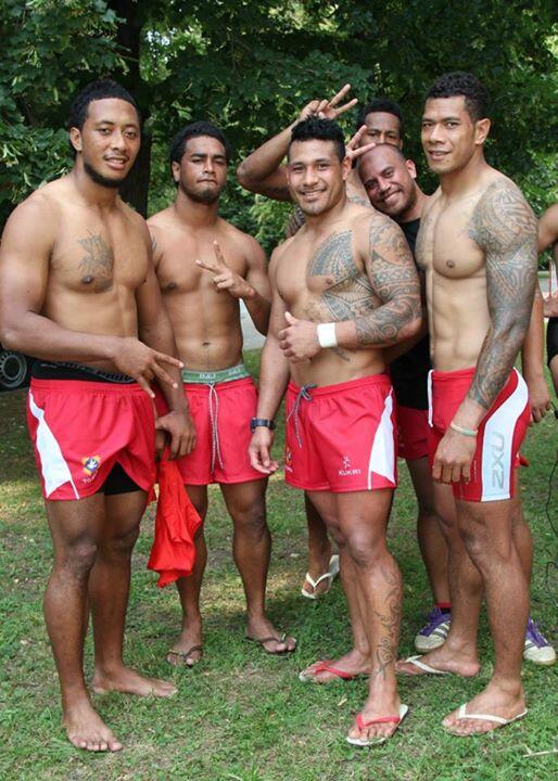 STakulua's tweet photo. Pose again lol http://t.co/Al3dZ0qGPb