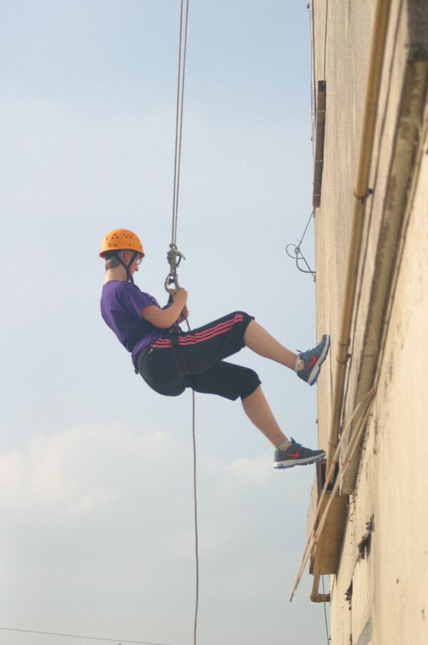EllandCircle's tweet photo. Well done to our member @VictoriaPorritt who raised £290 for @ForgetMNotChild by abseiling 100ft @roktclimbinggym http://t.co/DXzYiW7U4O
