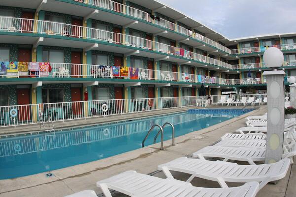 Beat the Heat Special @ The Royal Canadian 3300 Atlantic Ave. 609-522-0950 royalcanadianresort.com/specials/promo… #STTSdeals