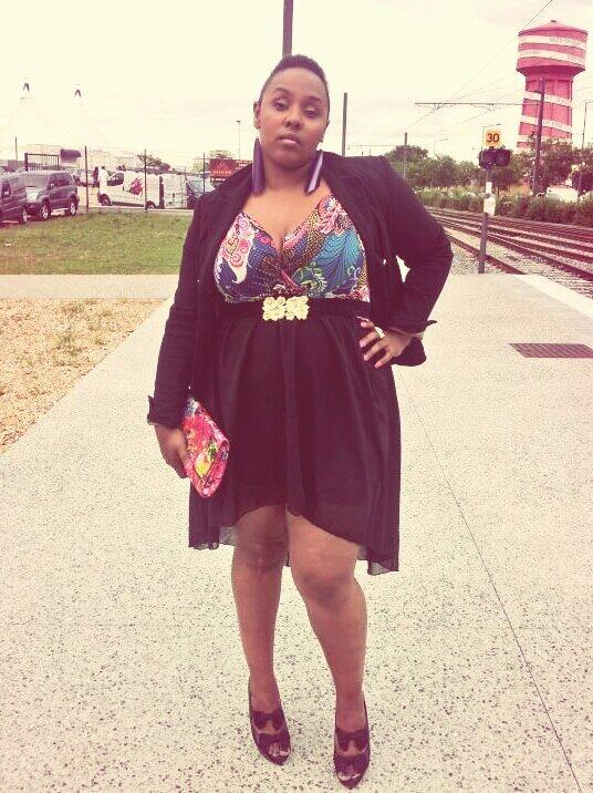 lilycurvy's tweet photo. @magrandetaille : mes formes j en fait un atout! :) http://t.co/sPg2aUNbYc
