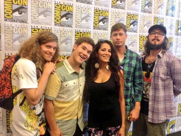 YaAppz's tweet photo. They're a form of hero. Super High Heros! @WorkaholicsCC @YaaLinda Sharing @SuperHeroWars w the boys #SDCC #YaAppz http://t.co/tHtGBYhrGi