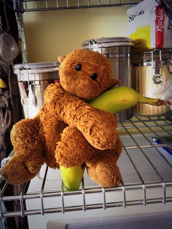 BongoMachongo's tweet photo. #ilovebananas http://t.co/qBEhF79eku