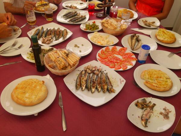 Raciones de sardinas con pan basos en Restaurante Victoria de la familia de <a href="/PichardoSnchez/">Ana Pichardo Sánchez</a>
