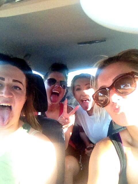 LarnaWhite's tweet photo. @LauJaBells NETBALL QUEENS 🏀🏀 @BecsPerrin @michellependle6 http://t.co/V3gOTxO4Vf