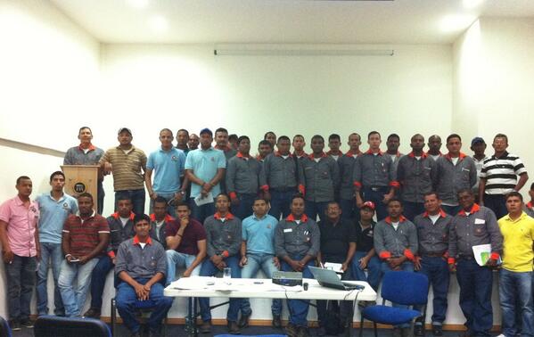 SomosDolmen's tweet photo. Capacitamos a nuestros técnicos para brindarles un mejor servicio. #SomosDolmen. http://t.co/wASqDBP2SH