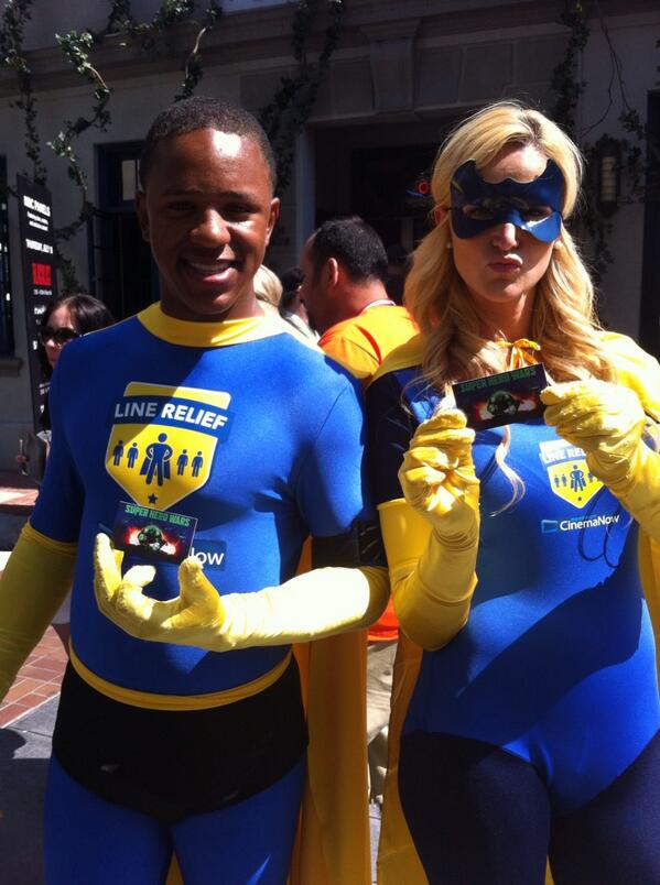 YaAppz's tweet photo. More #Cosplay at #SDCC Super Heros! #SuperheroRescue @YaaLinda @SuperHeroWars @BestBuy http://t.co/SRatmy2sYs