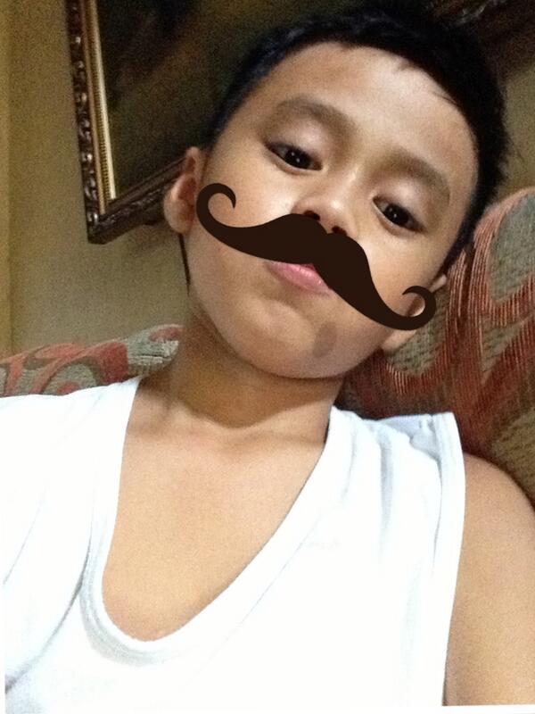 VastyVas's tweet photo. Hahhahahah http://t.co/T9hvRuQqvW via @PicCollage http://t.co/Z01sYreZZM