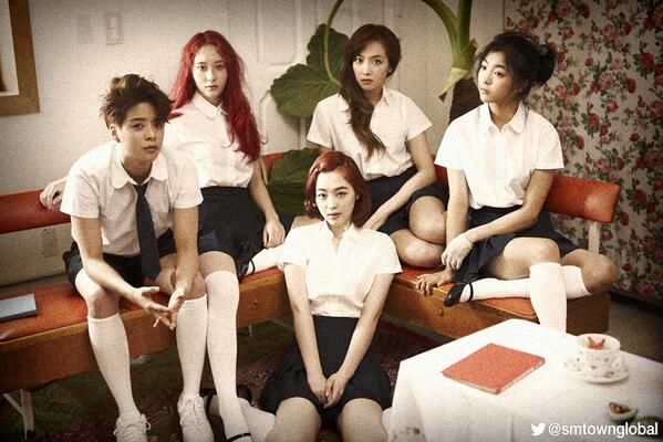 SMTOWNGLOBAL's tweet photo. The title song of f(x)'s new album is... '첫 사랑니(Rum Pum Pum Pum)'! and f(x) will hold their first stage on 25th July. http://t.co/sD2ggQRdua