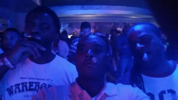 LifeNTimesofMJ's tweet image. @SevillasCigars &amp;amp; @The_Loop_Mag at CoorsLight Search 4 the Coldest #SFTC2013. Networking pays off! #jointhemovement