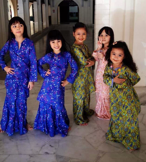 BuzzKUCHING's tweet photo. Join our 'KIDS RAYA FASHIONISTA' on 25/8 @ Sarawak Plaza. Call 082-412150 or visit our fb page BuzzKUCHING :) http://t.co/LcoeVmJoFM