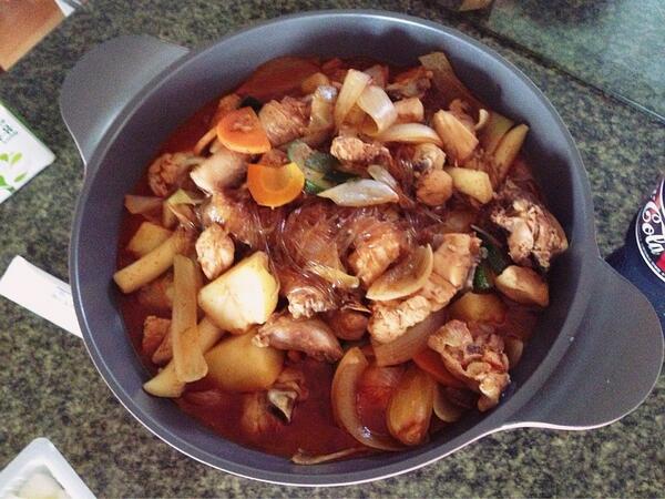 azingaa's tweet image. 여름 보양식은 닭 닭하면 찜닭~