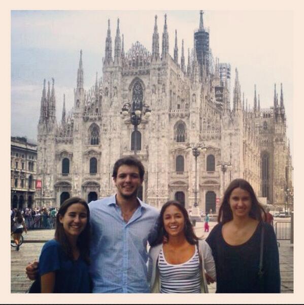 eJoventut's tweet photo. A couple of pictures after our first 24 hours in Milan:
Our board enjoying the city and the wonderful duomo #SJM13 http://t.co/RnhGgohQoe