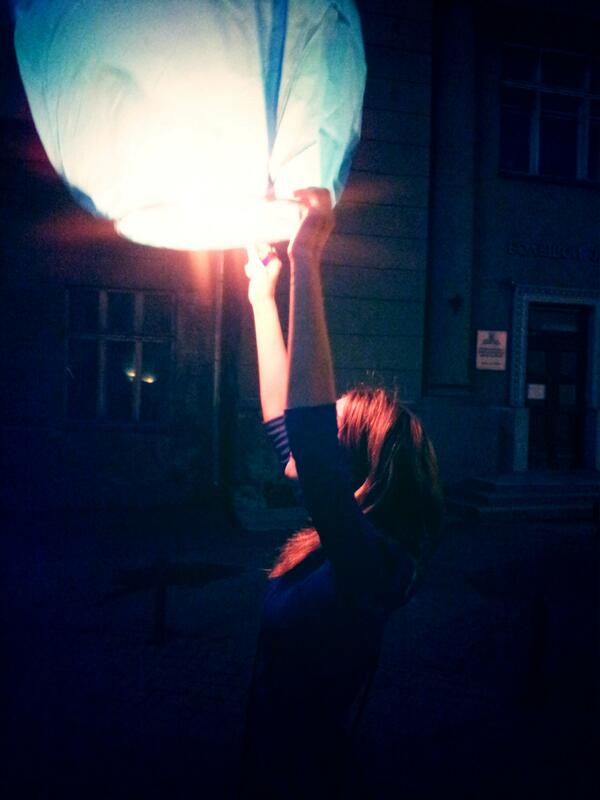 nika_ars's tweet photo. фонарик запущен)) http://t.co/HuRPeAsXs3