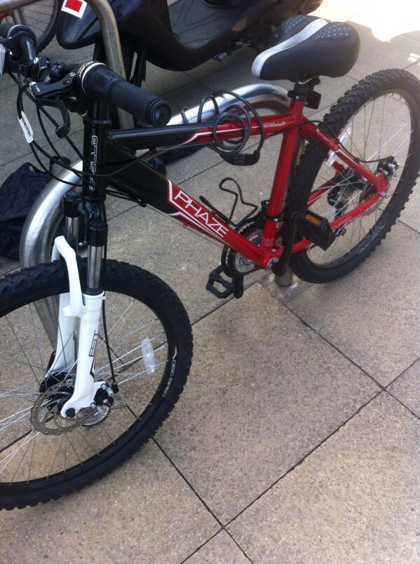 Burton_m8's tweet photo. looks like Faze have branched out into the push bike market http://t.co/ek4aXOJ0jm