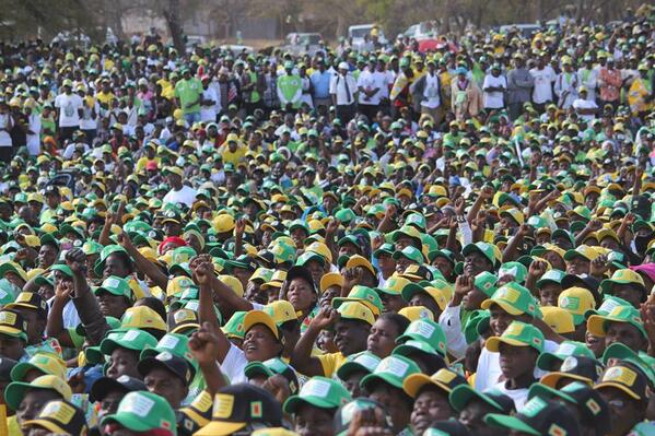 TeamZanuPF's tweet photo. Huge crowds have gathered here in Lupane for President Mugabe's rally #ZimElections http://t.co/Mz4sYaGJ6i