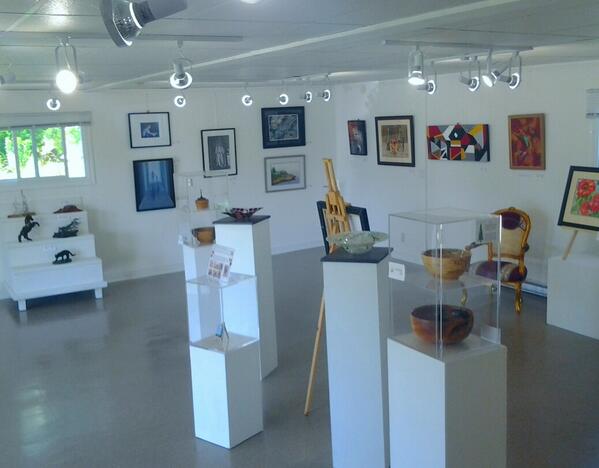 ArtsInBrighton's tweet photo. Wow it's hot out! Come on out of the sun and check out The Gates Gallery. More information at http://t.co/WPJvMJvzSG http://t.co/U9YYfmQlyF